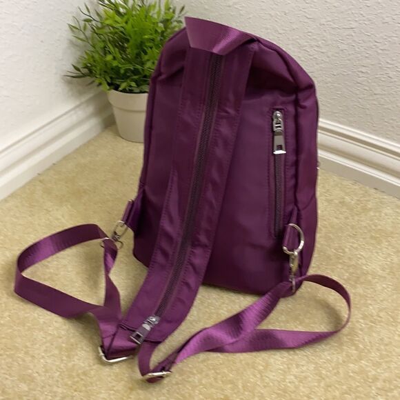 New Backpack - Compact Size - Purple - Picture 2 of 8